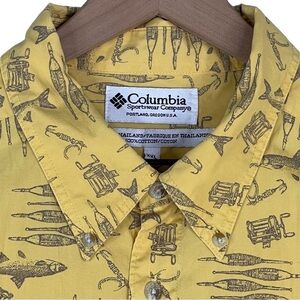 Columbia Button Down Shirt Mens XXL Vintage Fishing Novelty Print Cotton Yellow